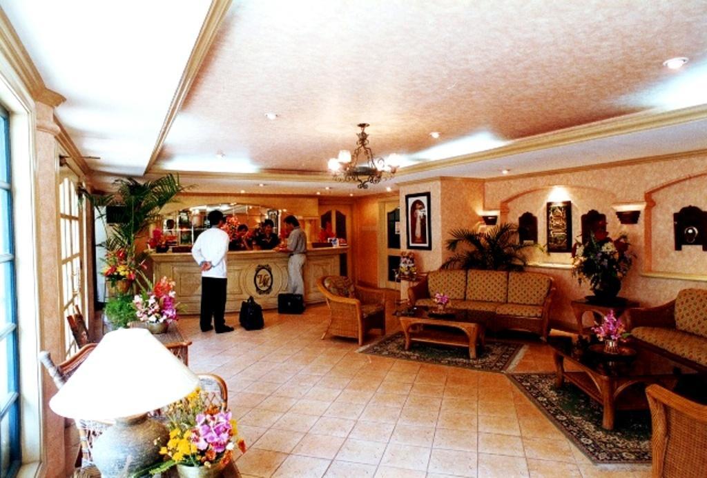 Villa Margarita Hotel Davao City Extérieur photo